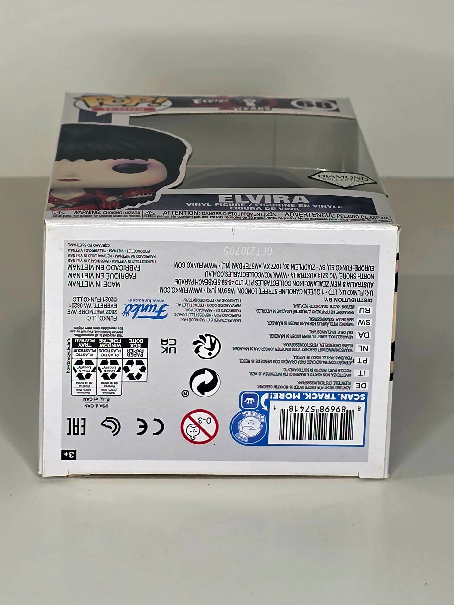 Funko Pop! Elvira #68 Vinyl figure 40th Anniversary Diamond Collection