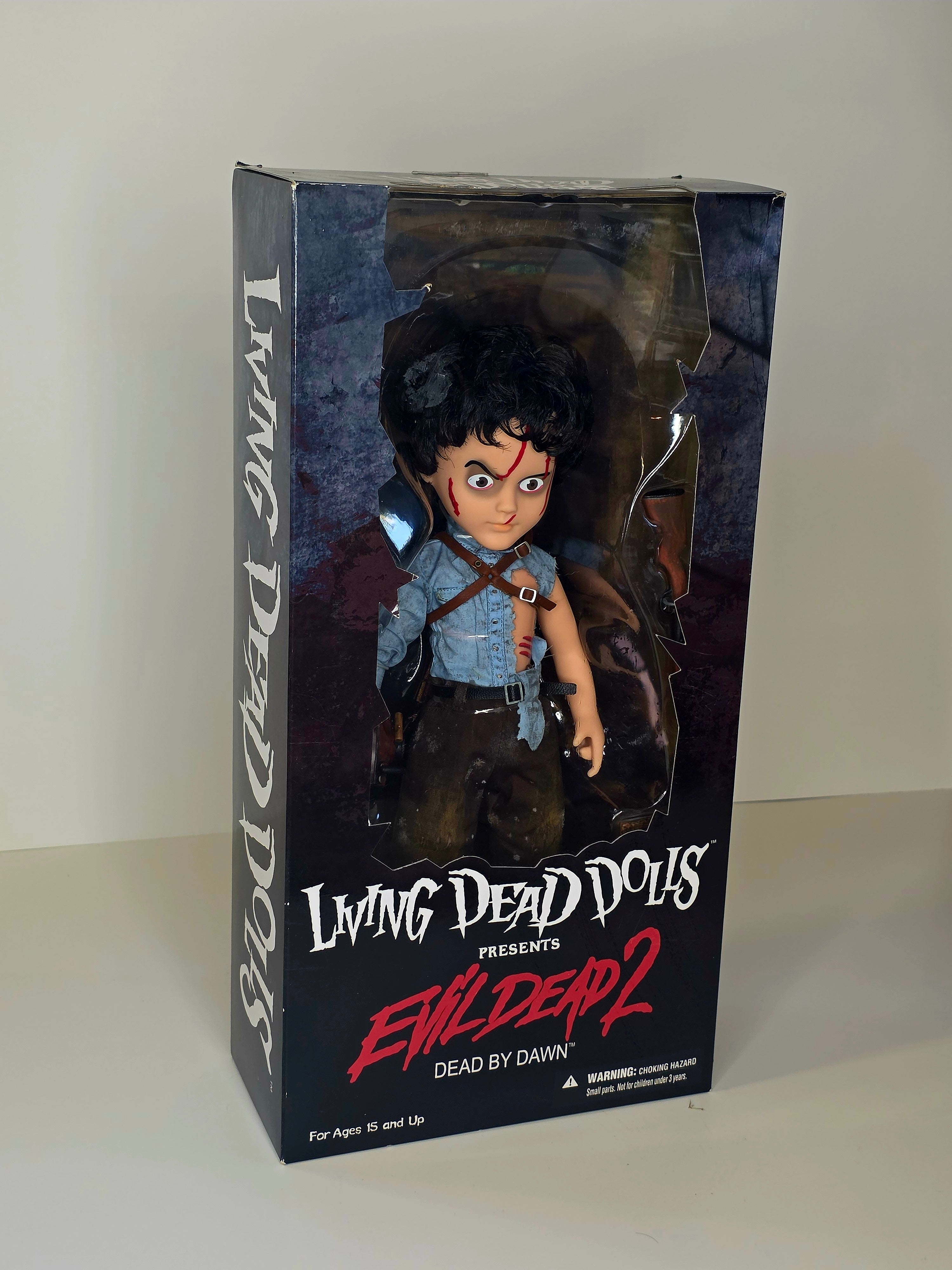 Living Dead Dolls Presents EVIL DEAD 2 Dead By Dawn Ash Willia Living Dead Dolls Presents EVIL DEAD 2 Dead By Dawn Ash Willia
