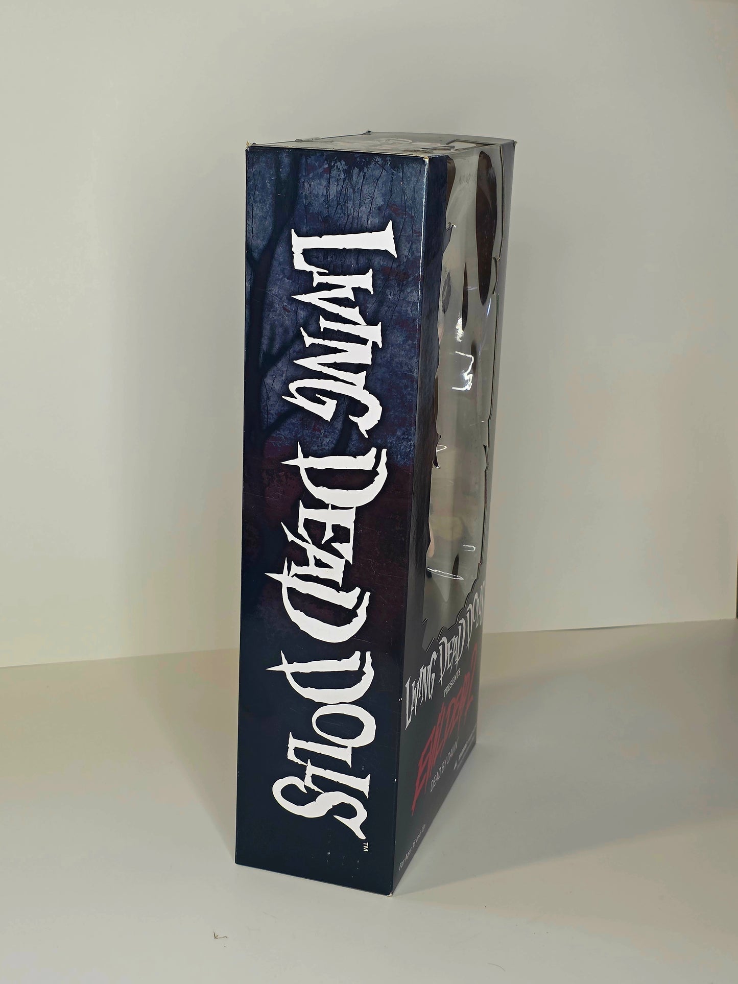 Living Dead Dolls - Presents - EVIL DEAD 2 - Dead By Dawn - Ash Williams