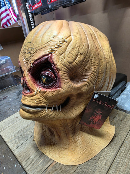 Quinn Lord AUTOGRAPHED Sam Mask (Trick R Treat) BECKETT COA - City Morgue Toys & Collectibles