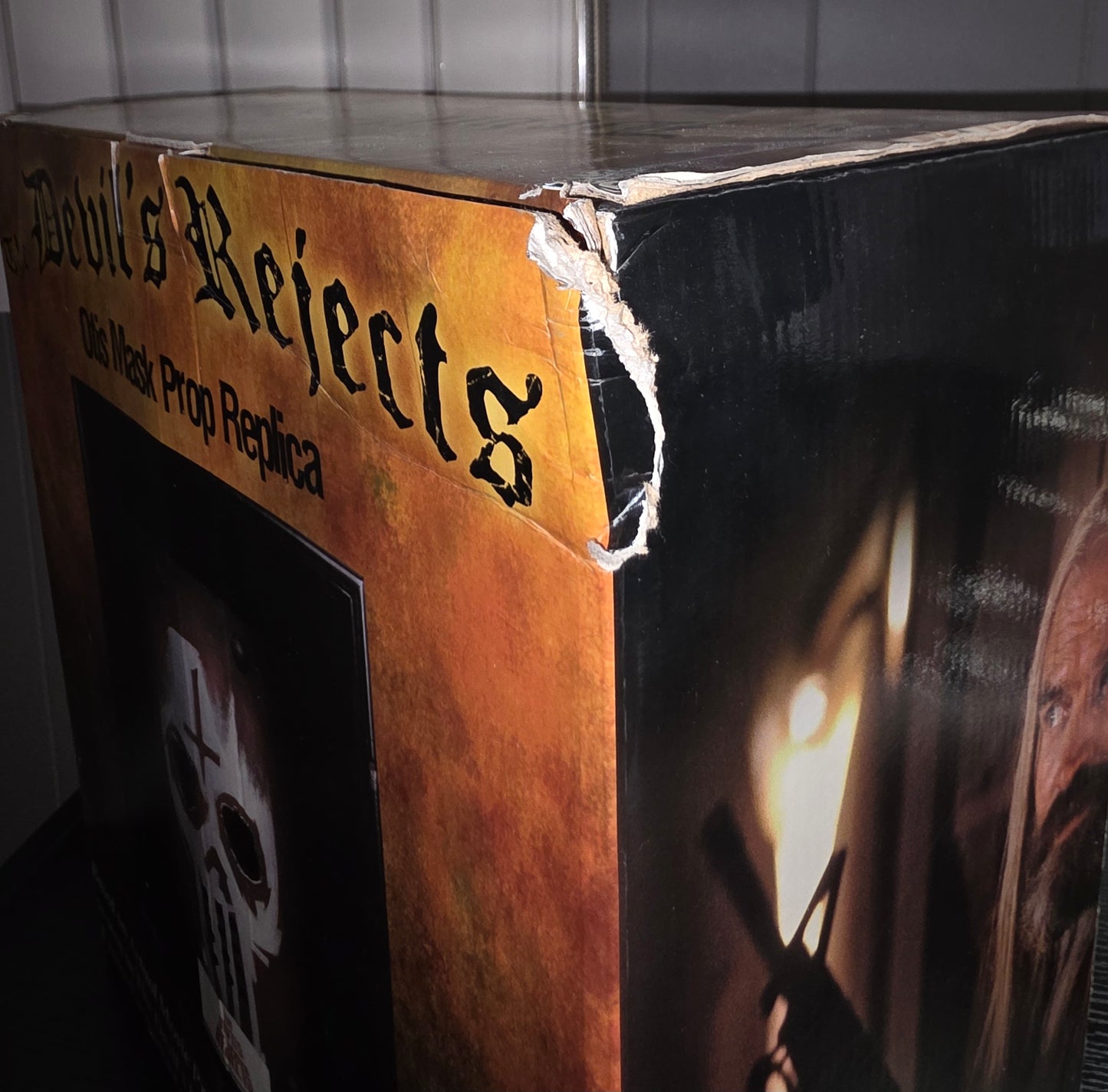 VERY RARE! AUTOGRAPHED Neca "The Devils Rejects" Otis Mask SIGNED By Bill Moseley (99/500)