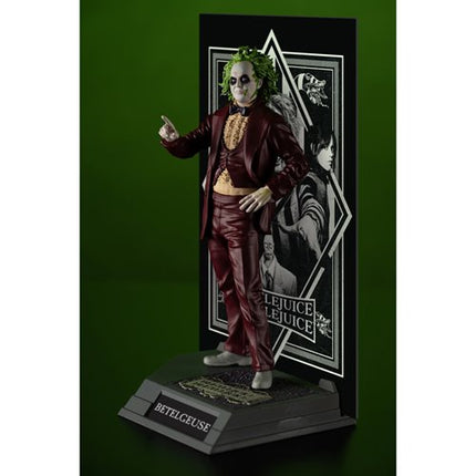 Movie Maniacs Beetlejuice Beetlejuice 6-Inch Scale Posed Figure