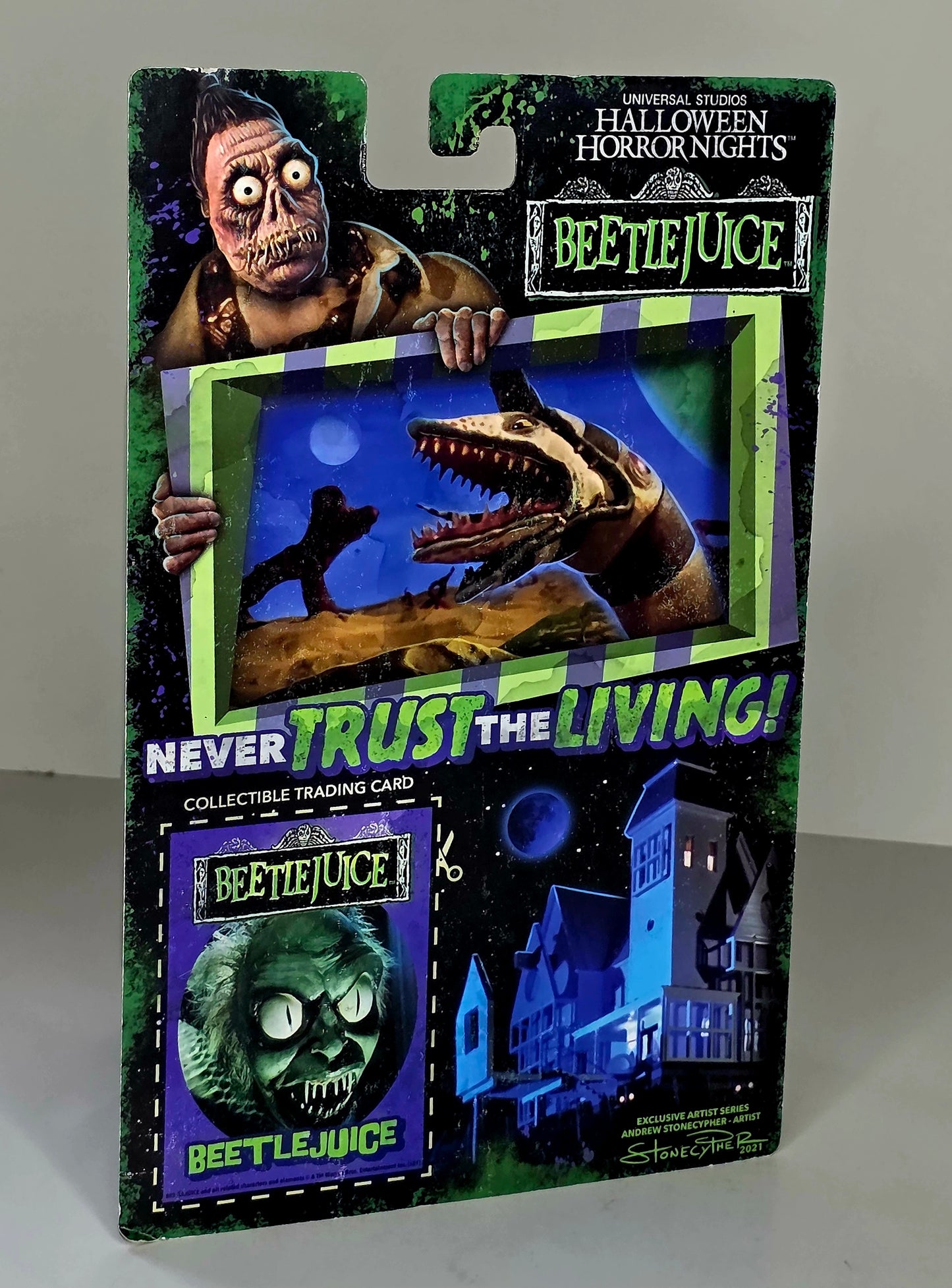 Halloween Horror Nights Exclusive Beetlejuice Figure