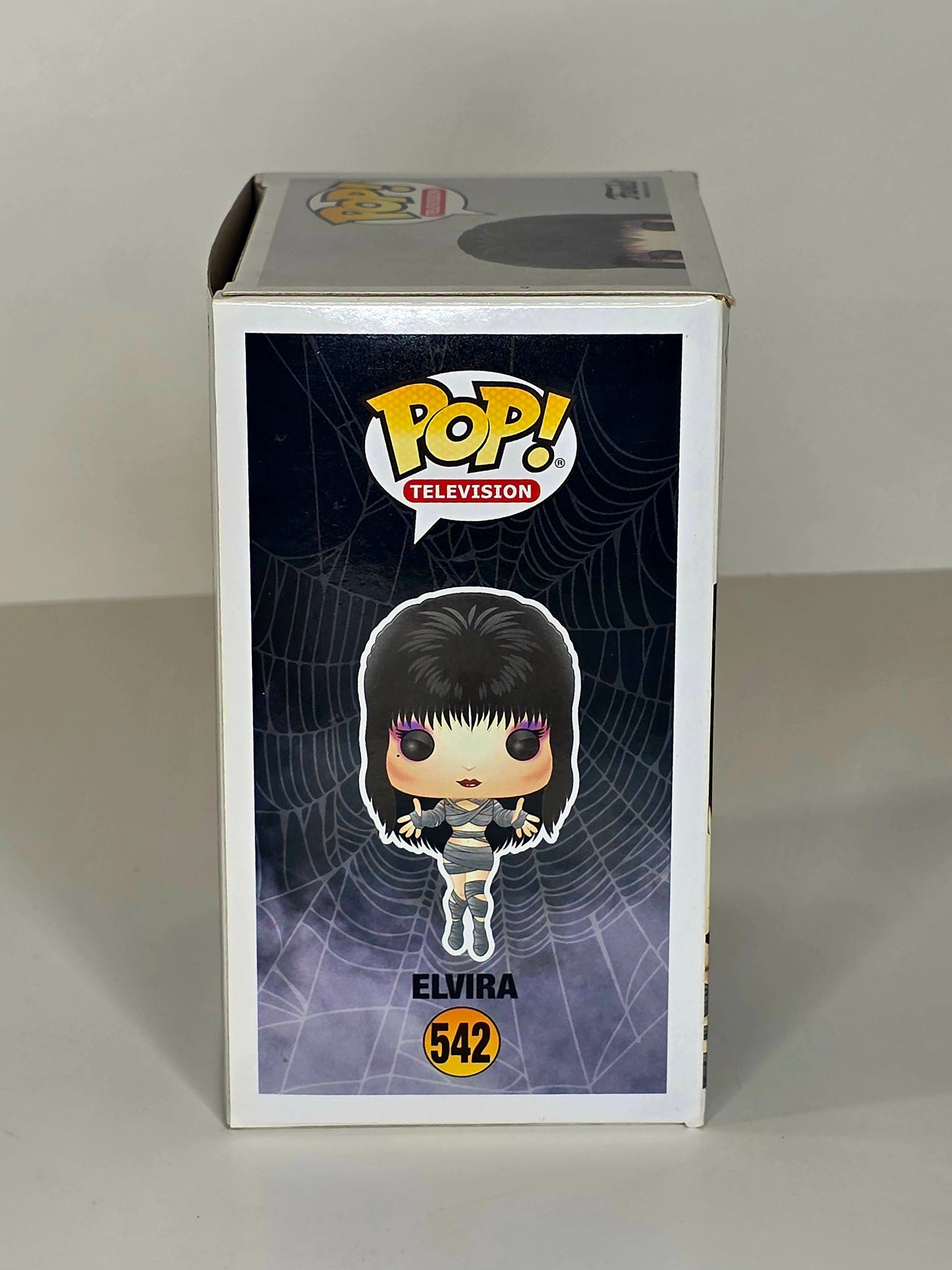 Funko Pop Elvira Hot Topic Exclusive